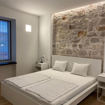 Appartamento Sobe “Zavjetrina” Murter Esterno foto