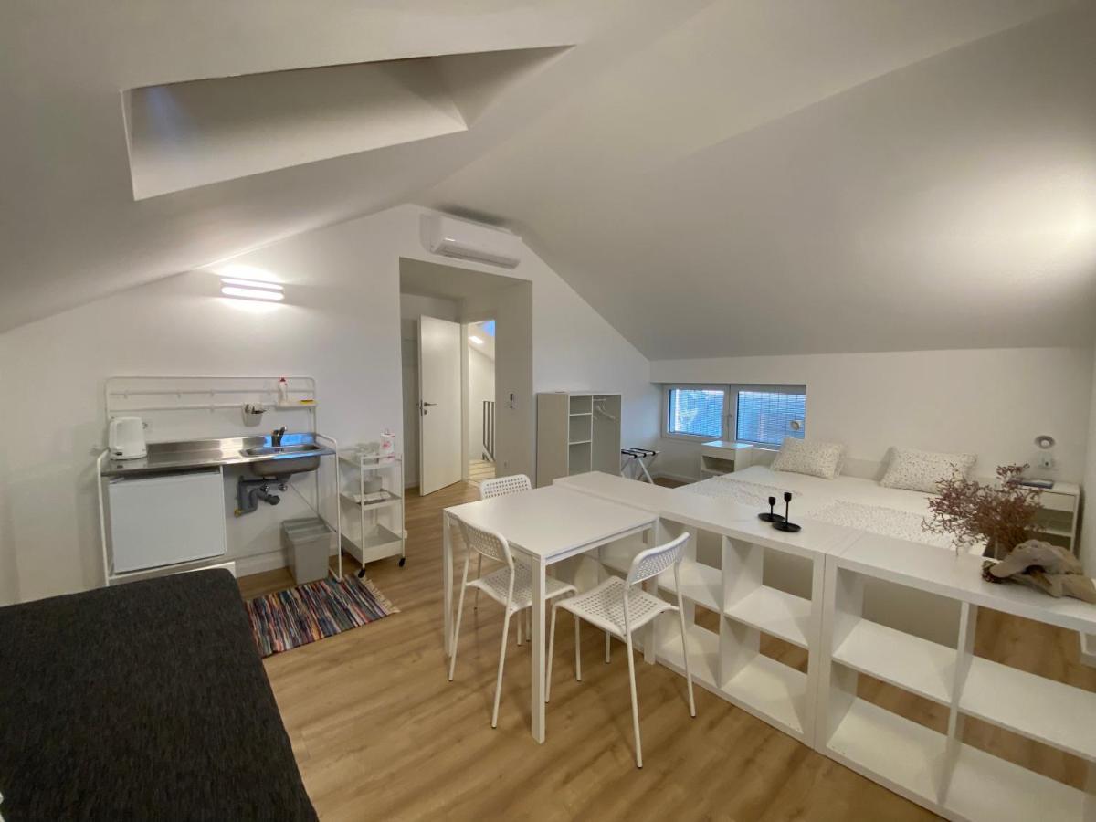 Appartamento Sobe “Zavjetrina” Murter Esterno foto
